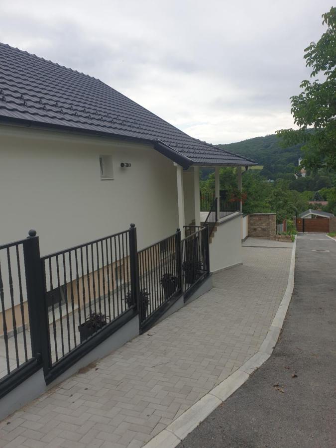 Apartmani Kruna Врдник Экстерьер фото